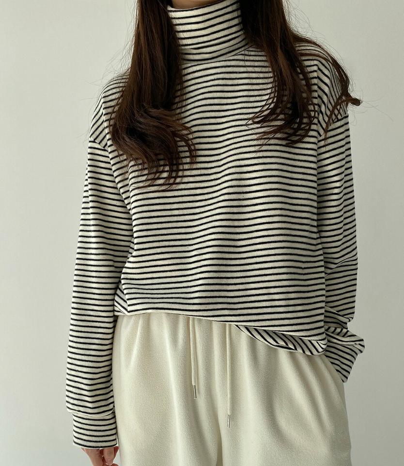 ピーチ起毛ボーダーコットン長袖Tシャツ・p000930 レディース 【tops】トップス Tシャツ 長袖 ロンT コットン 綿 ボーダー柄 起毛 ハイネック カジュアル ラフ 大人 秋 冬 韓国ファッション MKT