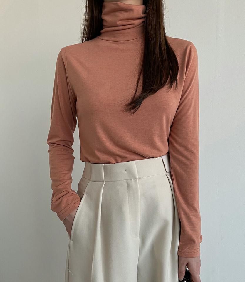 裏起毛ハイネック長袖Tシャツ・p000940 レディース 【tops】トップス Tシャツ 長袖 ハイネック ロンT 裏起毛 単色 無地 シンプル ベーシック カジュアル ラフ 冬 韓国ファッション MKT