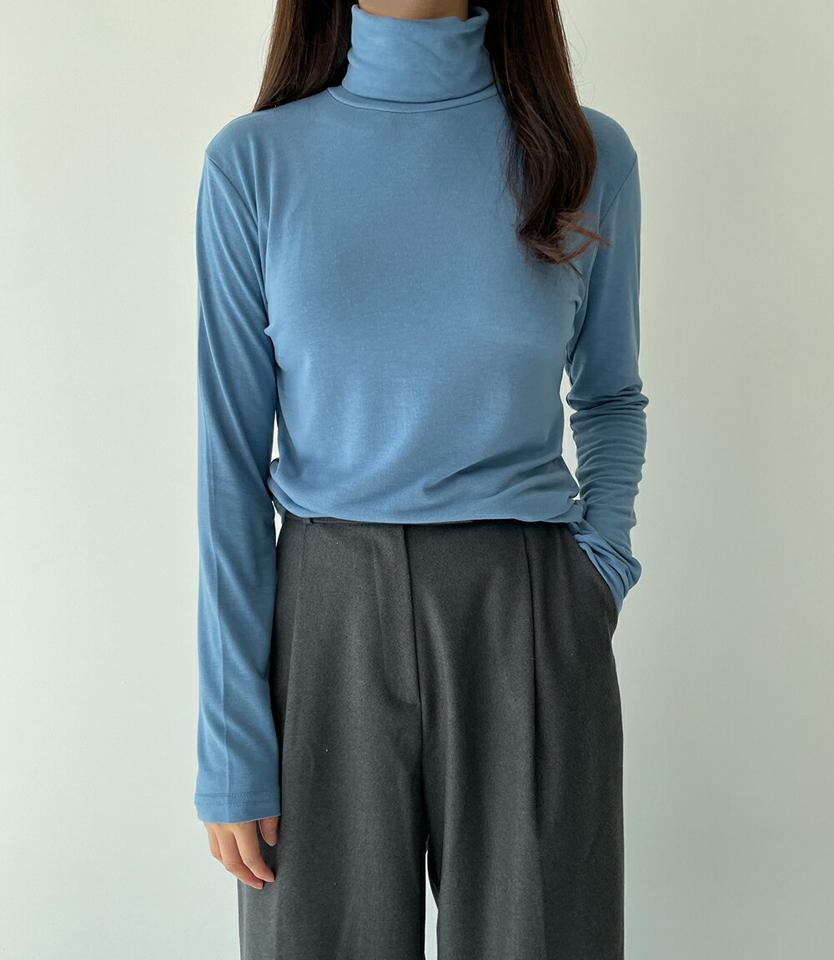 裏起毛ハイネック長袖Tシャツ・p000940 レディース 【tops】トップス Tシャツ 長袖 ハイネック ロンT 裏起毛 単色 無地 シンプル ベーシック カジュアル ラフ 冬 韓国ファッション MKT