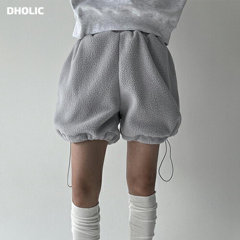 ボアドロストハーフパンツ・p000943 レディース 【pt】パンツ ズボン 短パン ミニ ショート丈 ハーフパンツ ドロスト 絞り ボア もこもこ かぼちゃ かわいい 可愛い カジュアル ラフ 半ズボン 秋 冬 春 韓国ファッション MKT