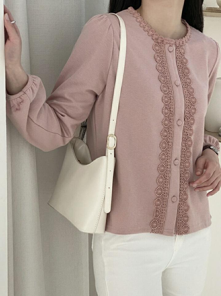 サークルレースパフブラウス・p000870 レディース 【bl】トップス ブラウス 長袖 パフスリーブ レース ラウンドネック フェミニン かわいい 可愛い 大人 清楚 ピンク 秋 冬 韓国ファッション MKT