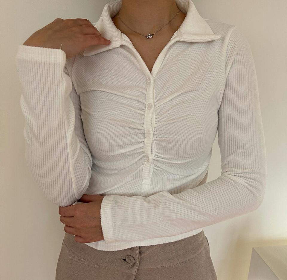 裏起毛カラーギャザー長袖Tシャツ・p000995 レディース 【tops】トップス Tシャツ 長袖 ギャザー 裏起毛 ツイスト くしゅくしゅ 単色 シンプル カジュアル ポロ襟 大人 冬 韓国ファッション MKT