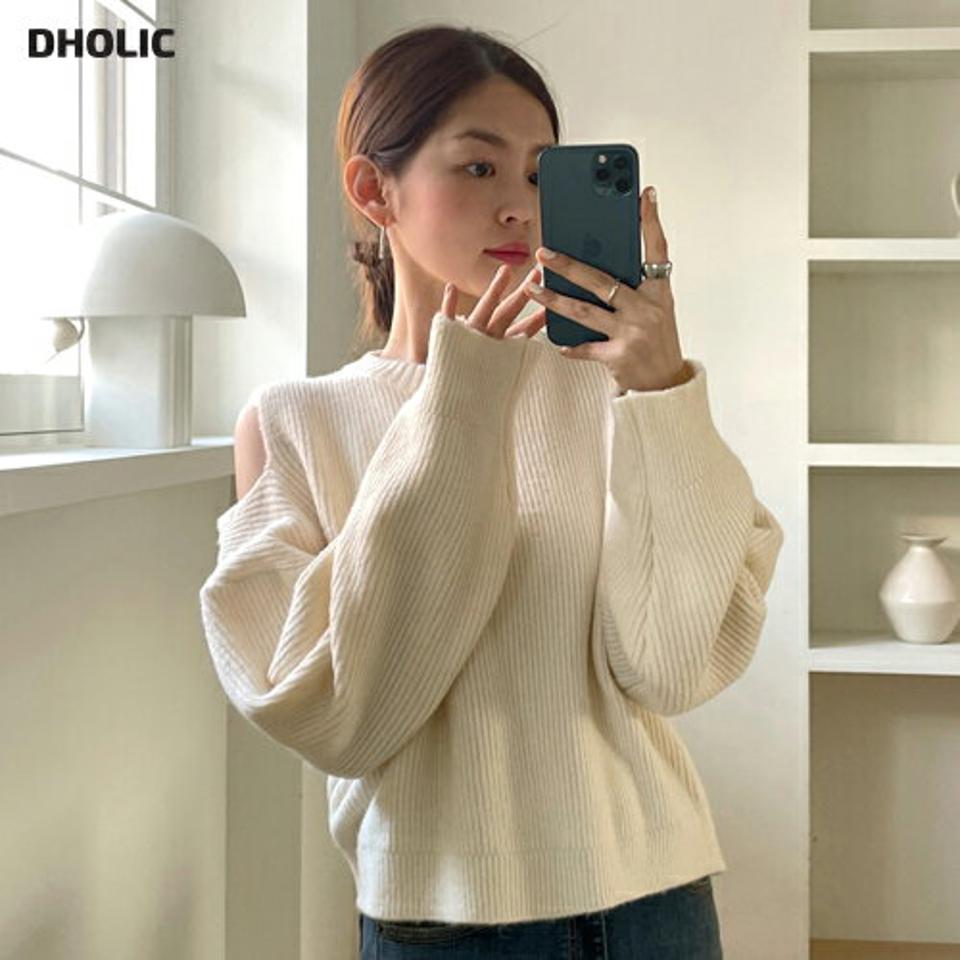 ショルダースリットルーズニット・t00228 レディース 【tops】トップス ニット 大人 長袖 ラウンドネック ドロップショルダー 肩スリット クロップド丈 ルーズ 単色 シンプル フェミニン カジュアル 秋 冬 韓国ファッション