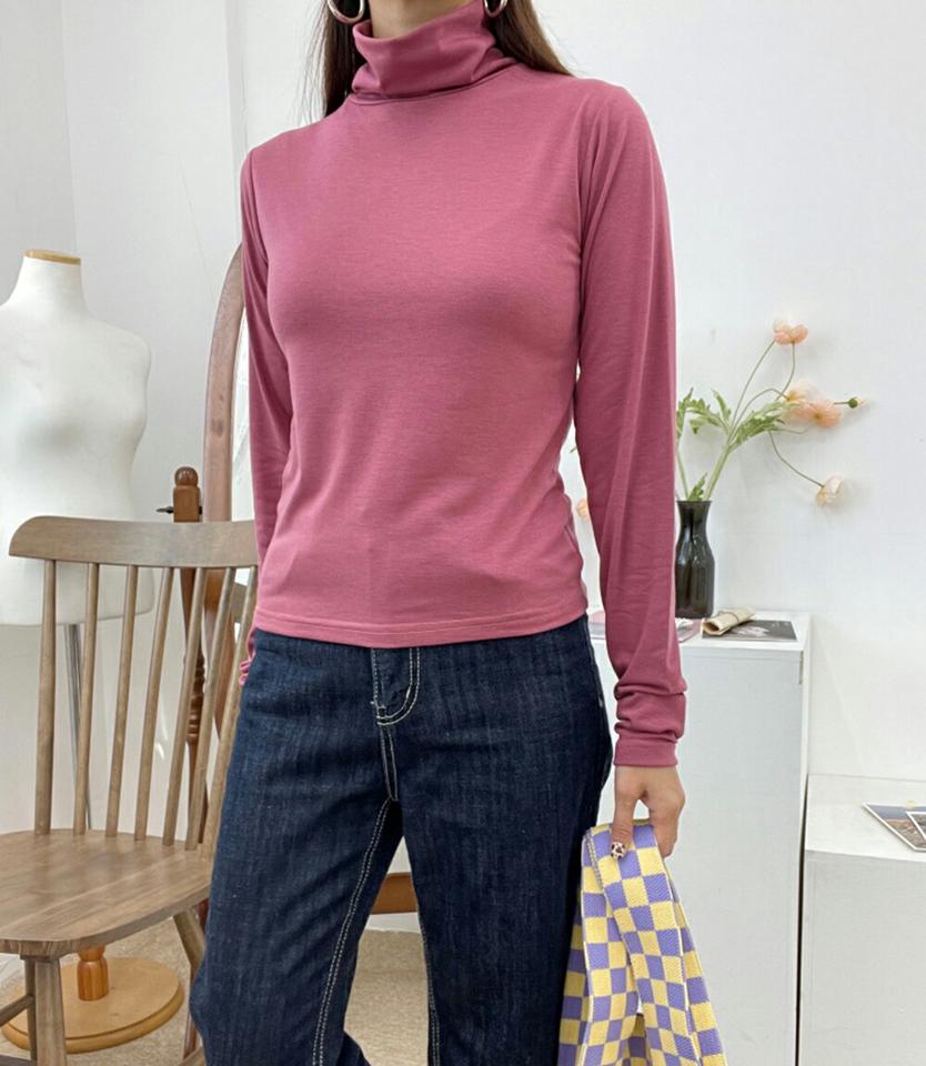 フィンガーホールタートルTシャツ・p001229 レディース 【tops】トップス 長袖 Tシャツ 単色 無地 シンプル ベーシック フィンガーホール タートルネック スリム 細身 タイト 秋 冬 カジュアル 親指 ユニーク 韓国ファッション MKT
