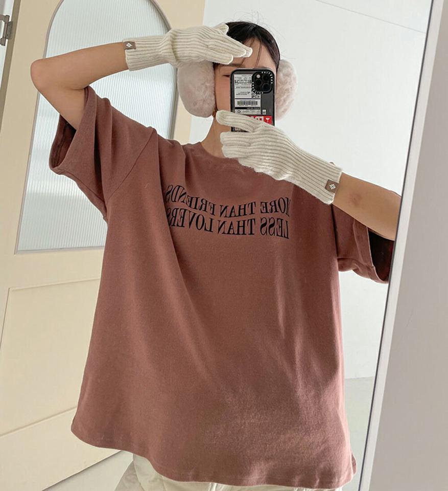 【只今10%OFF】レタリング半袖Tシャツ・p000831 レディース 【tops】Tシャツ 半袖 トップス 柄 模様 ロゴ ロゴT レタリング ドロップショルダー ルーズ ゆったり 楽ちん 春 夏 カジュアル ラフ 韓国ファッション MKT セール
