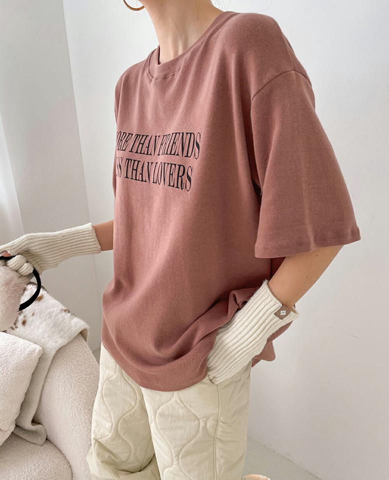 【只今10%OFF】レタリング半袖Tシャツ・p000831 レディース 【tops】Tシャツ 半袖 トップス 柄 模様 ロゴ ロゴT レタリング ドロップショルダー ルーズ ゆったり 楽ちん 春 夏 カジュアル ラフ 韓国ファッション MKT セール
