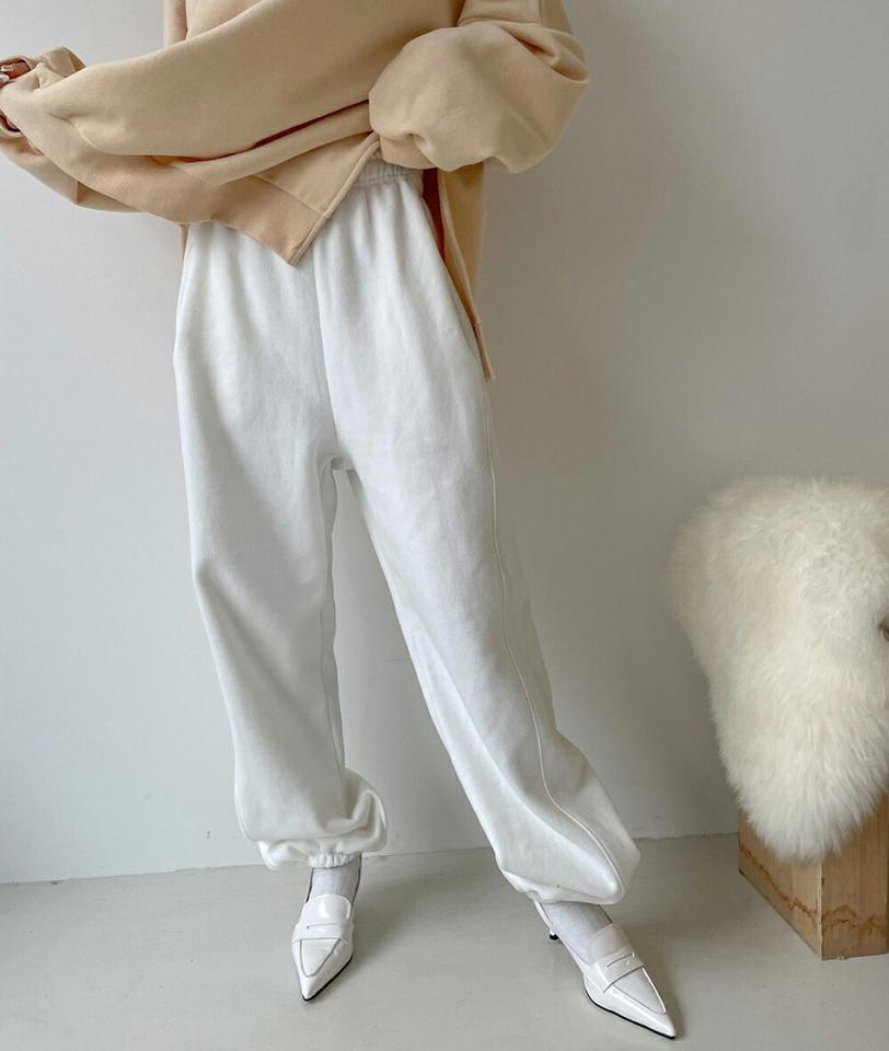 裏起毛ワイドジョガースウェットパンツ・p000967 レディース 【pt】パンツ ロング丈 スウェット 裏起毛 ワイド ジョガーパンツ 単色 無地 シンプル ベーシック 秋 冬 カジュアル ラフ ルーズ かわいい 可愛い 韓国ファッション MKT