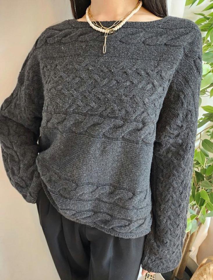 ウール混ボートネックケーブルニット・p001078 レディース 【tops】トップス ニット 長袖 単色 柄 模様 ケーブル編み ケーブルニット ボートネック ウール混 秋 冬 ドロップショルダー ルーズ ゆったり 楽ちん 韓国ファッション MKT