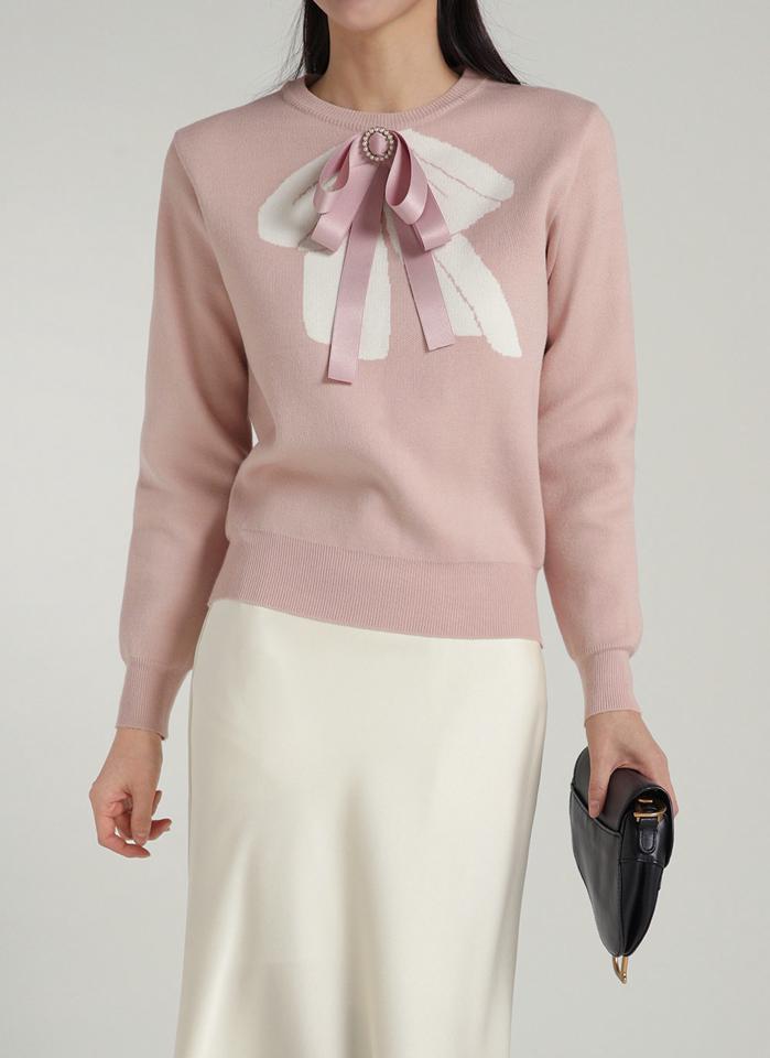 ブローチ付リボンニット・b00264 レディース 【tops】トップス ニット 大人 ラウンドネック 長袖 フェイクパール リボン ブローチ プリント リブヘム 大人 フェミニン カジュアル かわいい 可愛い 秋 冬 韓国ファッション