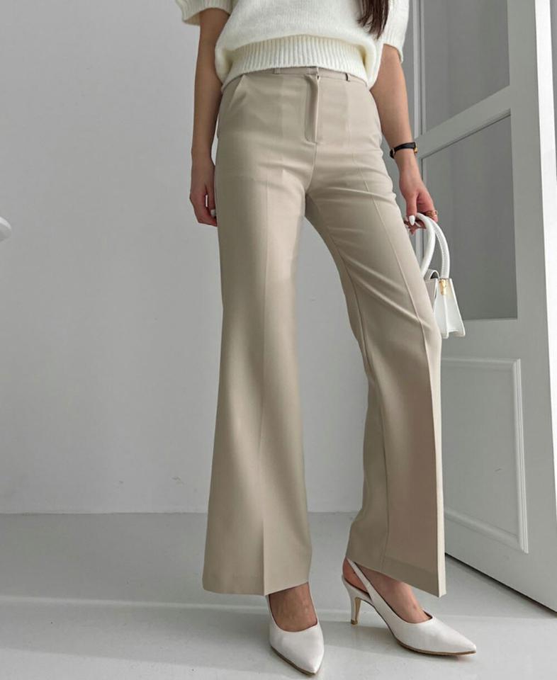 センタープレスフレアスラックス・p001176 レディース 【pt】パンツ ロング丈 スラックス フレア 単色 無地 シンプル ベーシック センタープレス 秋 冬 秋 オフィスカジュアル きれいめ 大人 韓国ファッション MKT