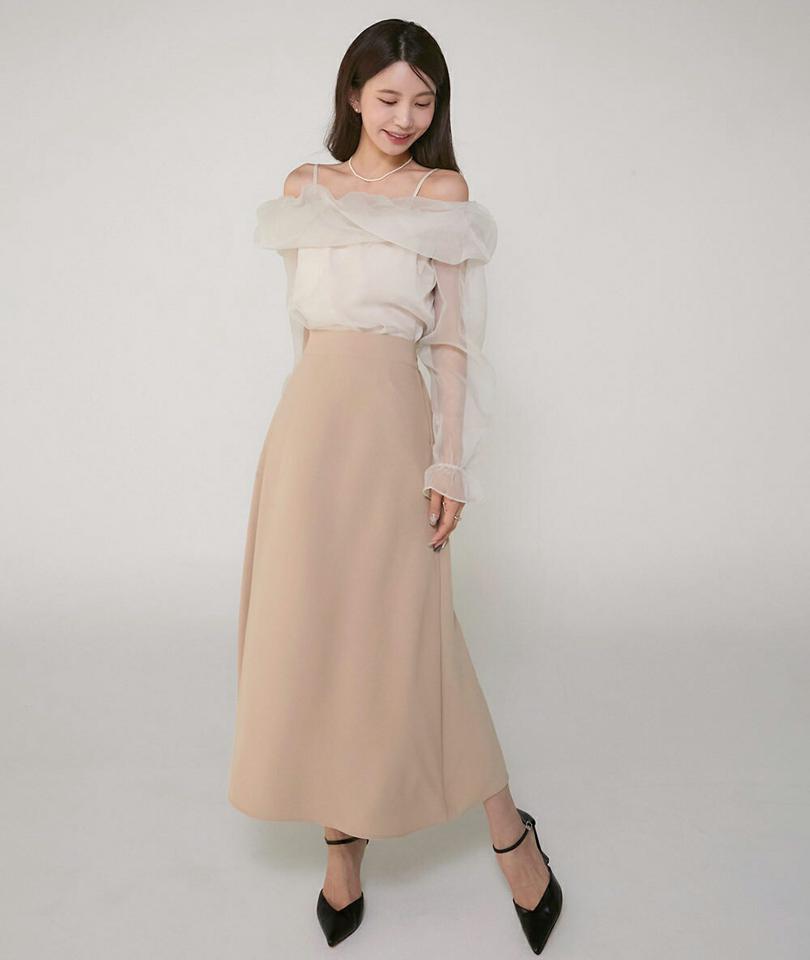 オーガンジーオフショルブラウス・t00254 レディース 【bl】トップス ブラウス 長袖 オフショルダー オーガンジー デコルテ 鎖骨 大人 キャンディースリーブ かわいい 可愛い 上品 カジュアル フェミニン 秋 冬 韓国ファッション