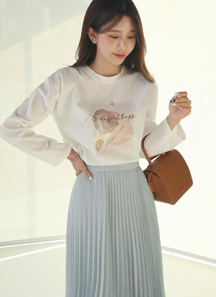 グラフィックプリント長袖Tシャツ・t00488 レディース 【tops】トップス Tシャツ 大人 長袖 ラウンドネック グラフィックプリント アンバランスへム シンプル フェミニン カジュアル かわいい 可愛い 秋 冬 韓国ファッション