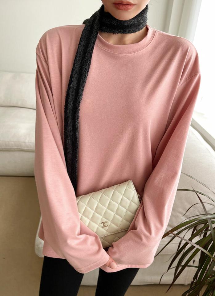スリットルーズ長袖Tシャツ・t71694 レディース 【tops】トップス ニット 大人 ラウンドネック 長袖 ドロップショルダ スリット ルーズ 無地 単色 シンプル フェミニン カジュアル かわいい 可愛い 秋 冬 春 韓国ファッション