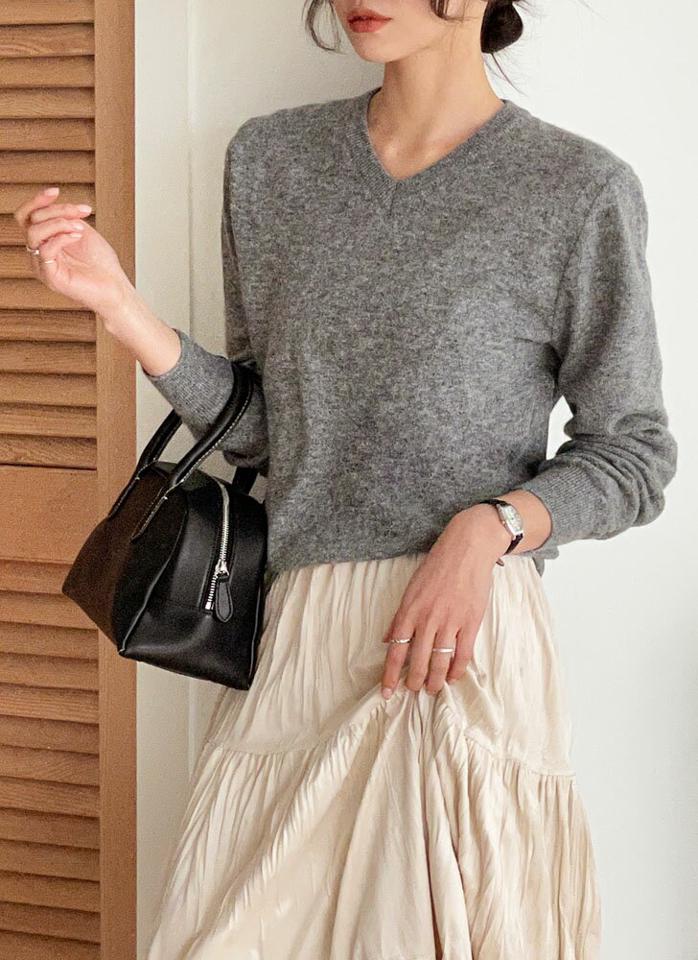Vネック長袖ニット・t00041 レディース 【tops】トップス ニット 大人 Vネック 長袖 リブヘム メランジカラー 無地 単色 ベーシック シンプル フェミニン カジュアル かわいい 可愛い 秋 冬 春 韓国ファッション