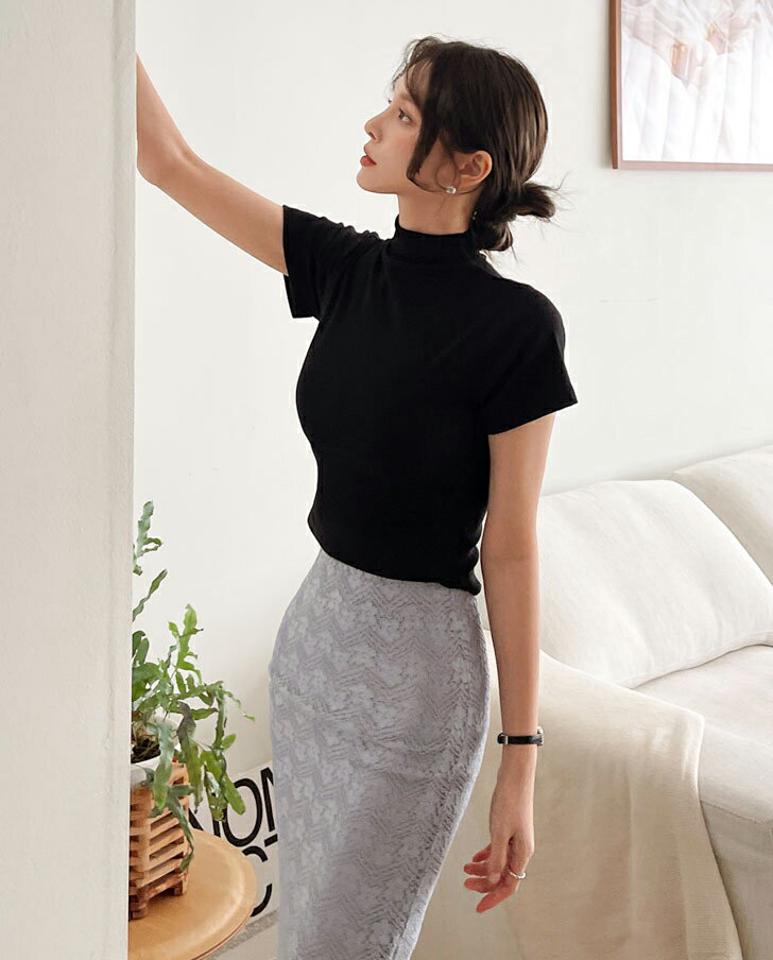 裏ピーチ起毛ラウンドヘムTシャツ・t00040 レディース 【tops】トップス Tシャツ ハーフネック 半袖 裏ピーチ起毛 ラウンドヘム スリム シンプル 大人 無地 単色 シンプル 大人 フェミニン カジュアル 秋 冬 春 韓国ファッション