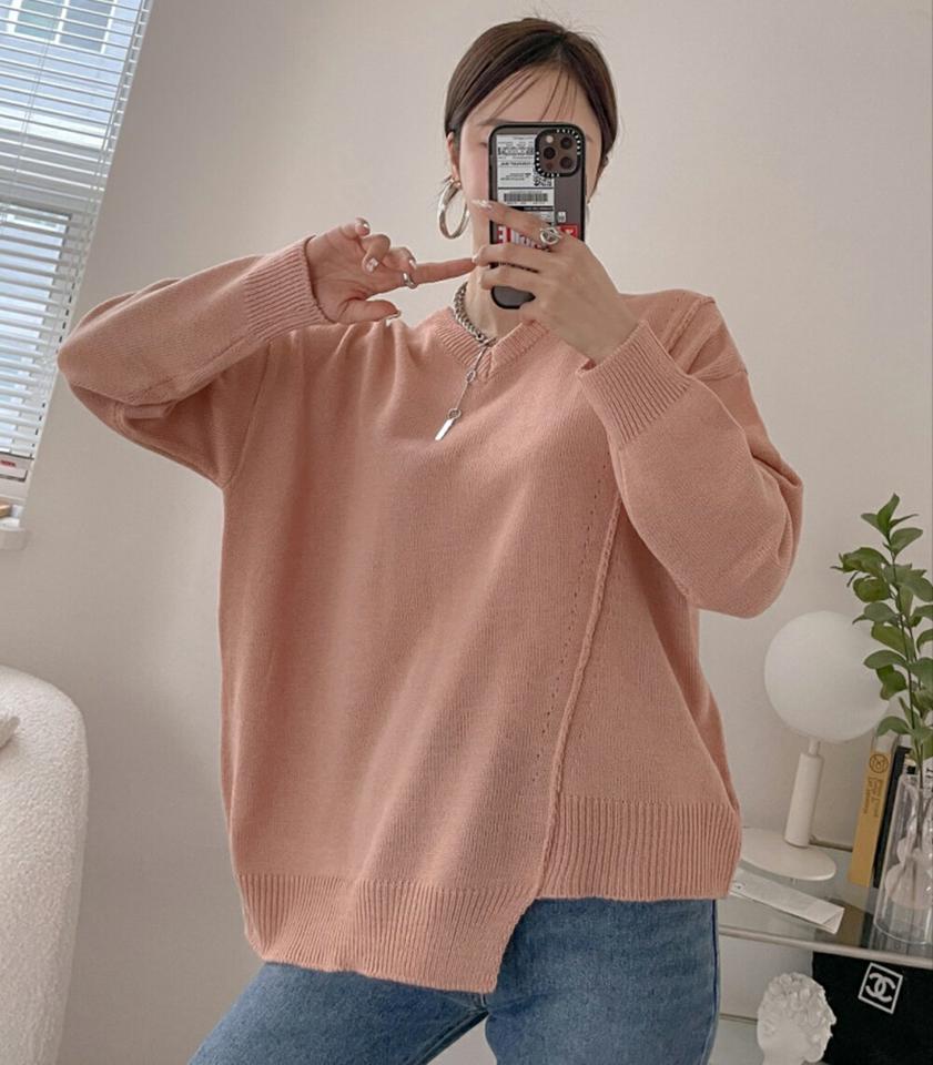 Vネックアンバランスヘムニット・p001364 レディース 【tops】トップス ニット 長袖 単色 無地 シンプル ベーシック Vネック アンバランス ヘム 秋 冬 大人 カジュアル ユニーク ドロップショルダー 韓国ファッション MKT
