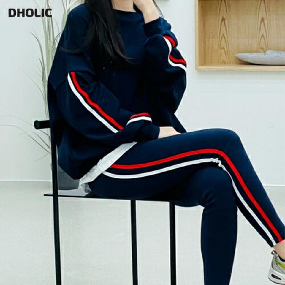 配色レイヤード調スウェット&レギンスSET・p001323 レディース 【pt】セットアップ セット setup トップス スウェット トレーナー 長袖 配色 柄 模様 異素材 ドロップショルダー パンツ レギンス 秋 冬 運動 カジュアル 韓国ファッション MKT