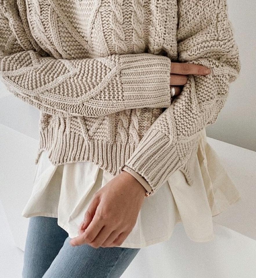 【マラソン特価】フレアへムタートルケーブルニット・p001303 レディース 【tops】トップス ニット 長袖 ドッキング レイヤード 配色 柄 模様 異素材 ケーブル編み ケーブルニット タートルネック 秋 冬 カジュアル 韓国ファッション MKT