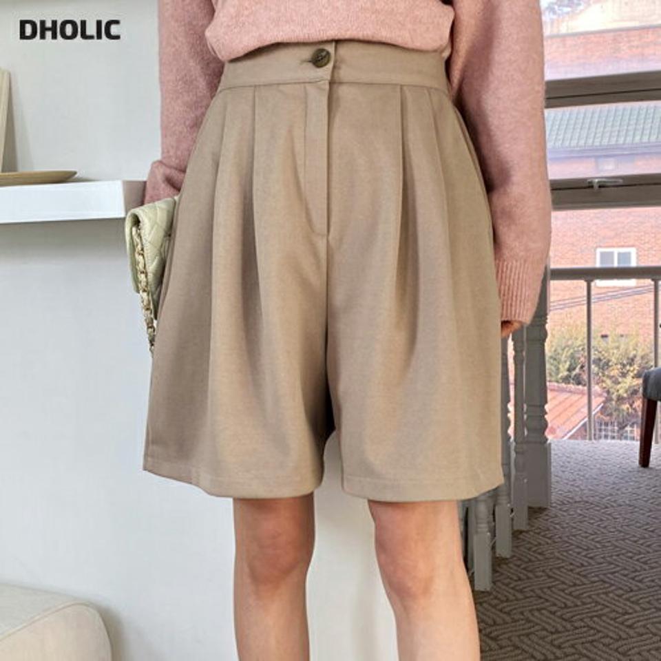 フロントツータックハーフパンツ・t71679 レディース 【pt】ボトムス ハーフ ハーフパンツ ハイウエスト ツータック ハーフ丈 ウエスト後ろゴム 無地 単色 シンプル フェミニン カジュアル 秋 冬 春 韓国ファッション