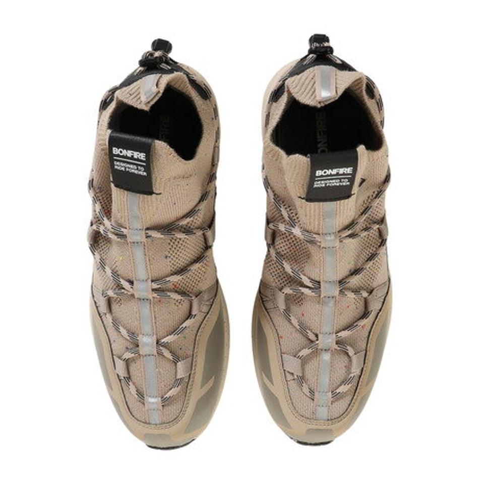 ボンファイア（Bonfire）（メンズ）スニーカー アウトドアシューズ Re.IGNITE SHOES ベージュ 90BNF2FMS0001 BEG レジャー 紐靴 紐 普段履き