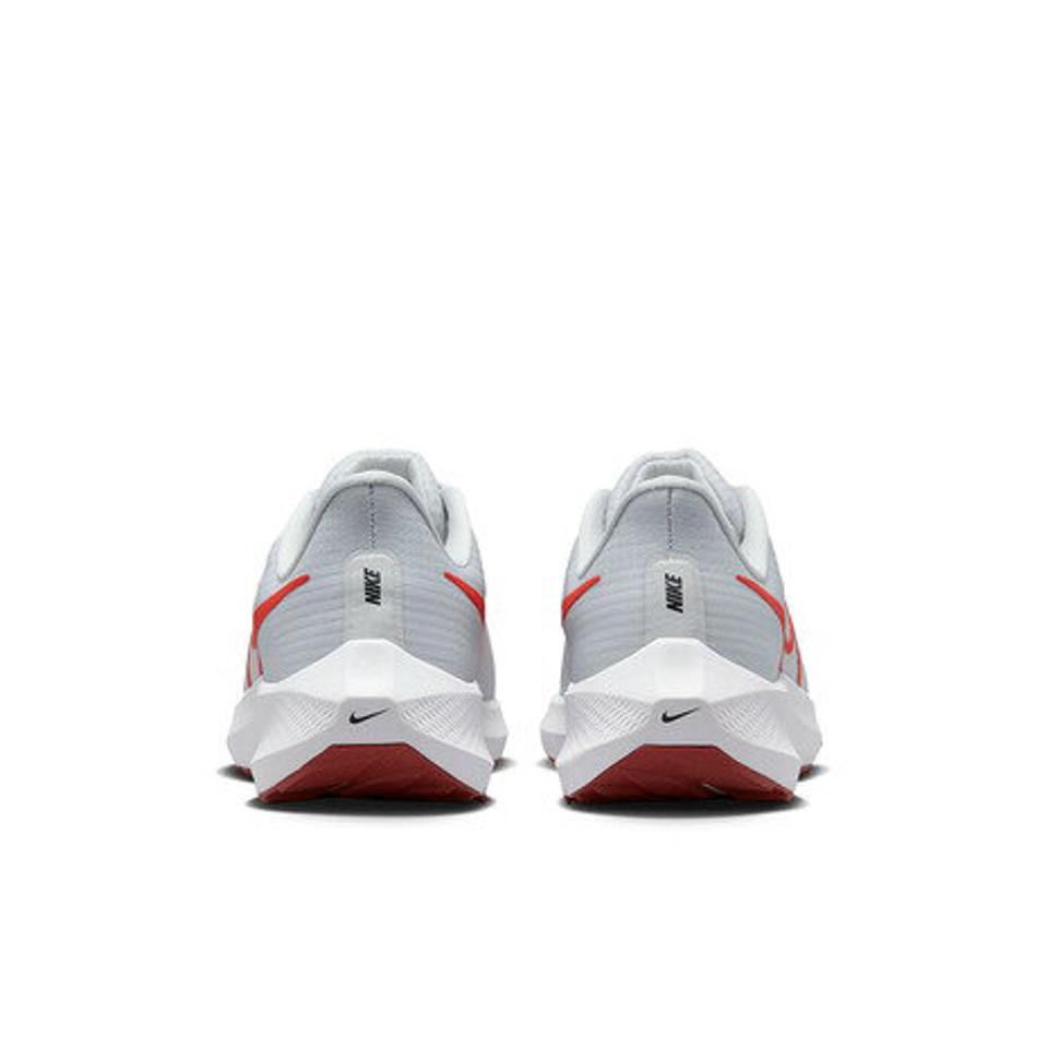 ナイキ（NIKE）（メンズ）ランニングシューズ エア ズーム ペガサス 39 DH4071-009 スニーカー マラソン 厚底 軽量 部活