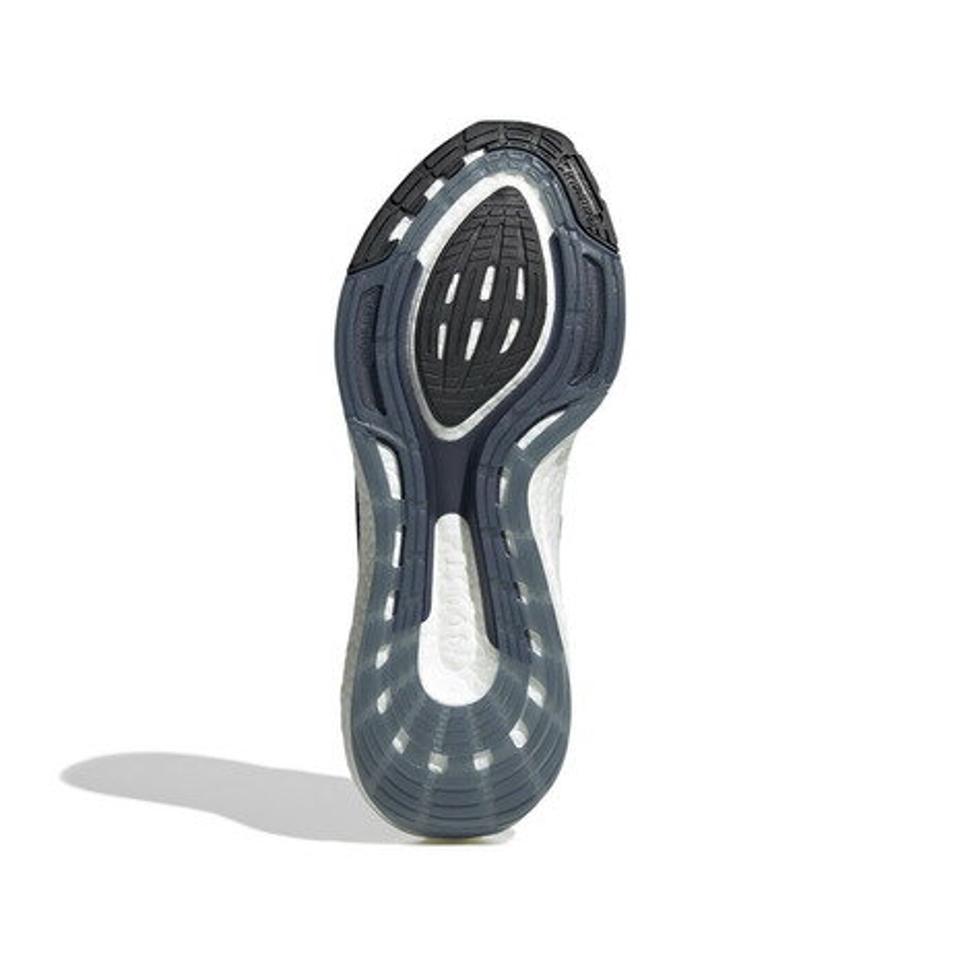 アディダス（adidas）（メンズ）ランニングシューズ ジョギングシューズ ウルトラブースト 22 ネイビー 紺 GX5461 スニーカー 快適 トレーニング 部活
