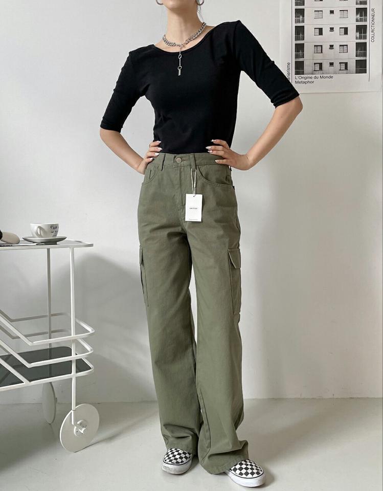 5分袖ラウンドネックTシャツ・p001430 レディース 【tops】 トップス Tシャツ ラウンドネック 半袖 5分袖 コットン 綿 伸縮 スリムフィット タイト 細身 無地 シンプル ベーシック デイリー カジュアル 冬 韓国ファッション MKT