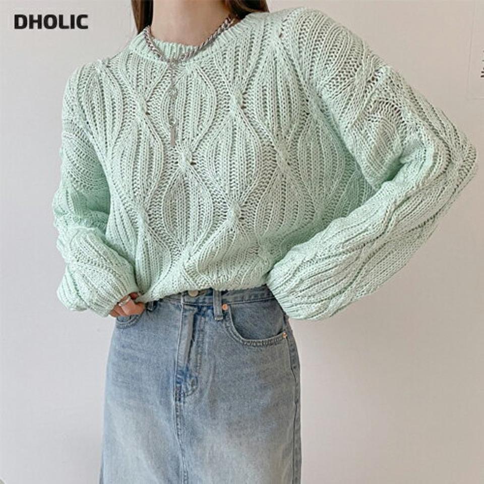 ツイストクロップドニット・p001519 レディース 【tops】 トップス ニット ラウンドネック 長袖 ロングスリーブ クロップド丈 ショート ツイスト ルーズフィット オーバーシルエット デイリー お出かけ デート カジュアル 冬 韓国ファッション MKT
