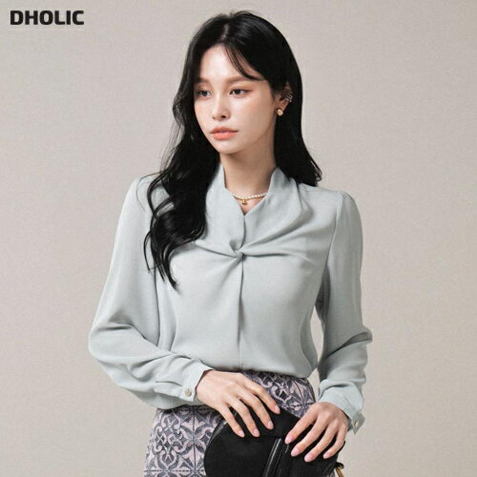 【マラソン特価】スカラップネックツイストブラウス・t00012 レディース 【bl】トップス ブラウス スカラップネック 長袖 ボックスプリーツ ツイスト シンプル かわいい 可愛い 上品 大人 カジュアル フェミニン 秋 冬 春 韓国ファッション セール