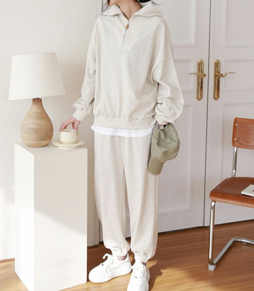 レイヤードへムジップカラースウェット&ジョガーパンツSET・p001399 レディース 【pt】セットアップ セット setup トップス スウェット トレーナー 長袖 単色 無地 シンプル ハーフジップ 襟コン パンツ ロング丈 秋 冬 韓国ファッション MKT