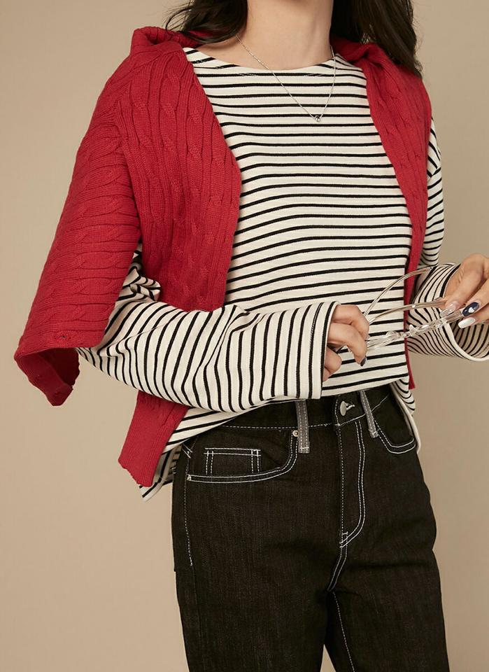 ボーダーラウンドネックTシャツ・t00558 レディース 【tops】トップス Tシャツ ラウンドネック 長袖 ドロップショルダー ボーダー 大人 シンプル 可愛い かわいい 大人 フェミニン カジュアル 秋 冬 春 韓国ファッション