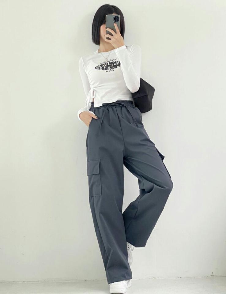 ドロストカーゴパンツ・p001452 レディース 【pt】パンツ ロング丈 単色 無地 シンプル ベーシック ドロスト カーゴ ワイド ウエストゴム 秋 冬 カジュアル ラフ 韓国ファッション MKT