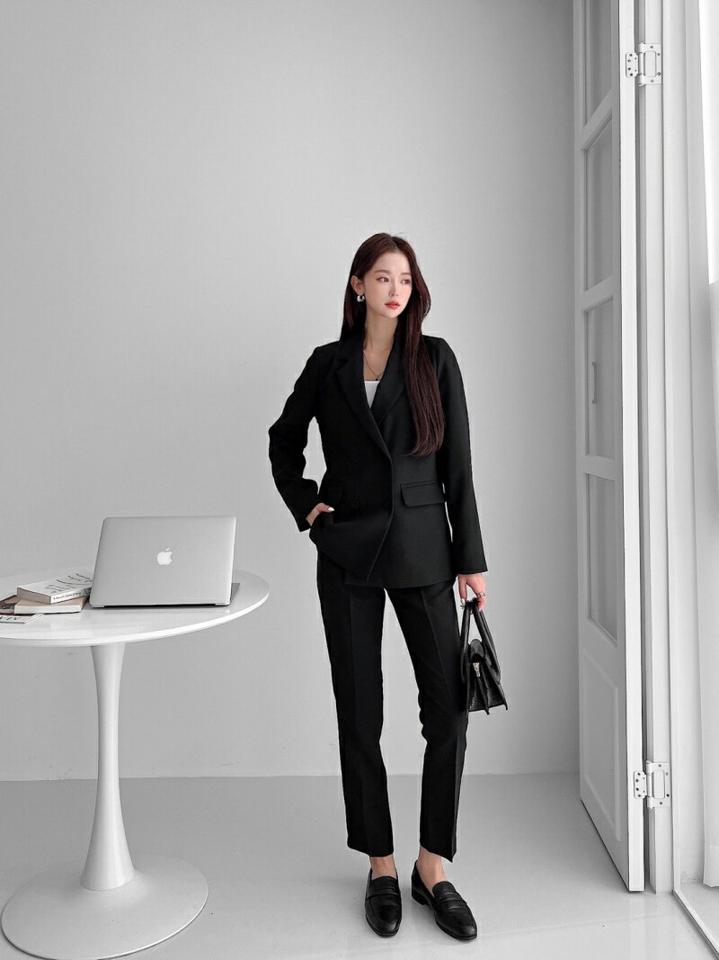 くるみボタンスリムスラックス・p001488 レディース 【pt】パンツ ロング丈 単色 無地 シンプル ベーシック スラックス 細身 スリム くるみボタン 秋 冬 シック 大人 オフィスカジュアル 韓国ファッション MKT