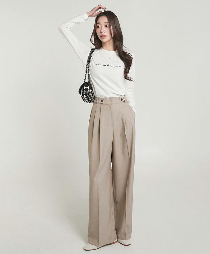 レタリング刺繍ラウンド長袖Tシャツ・t00154 レディース 【tops】トップス Tシャツ ラウンドネック 長袖 モダール混 ロゴ レタリング 刺繍 シンプル 可愛い かわいい 大人 フェミニン カジュアル 秋 冬 春 韓国ファッション