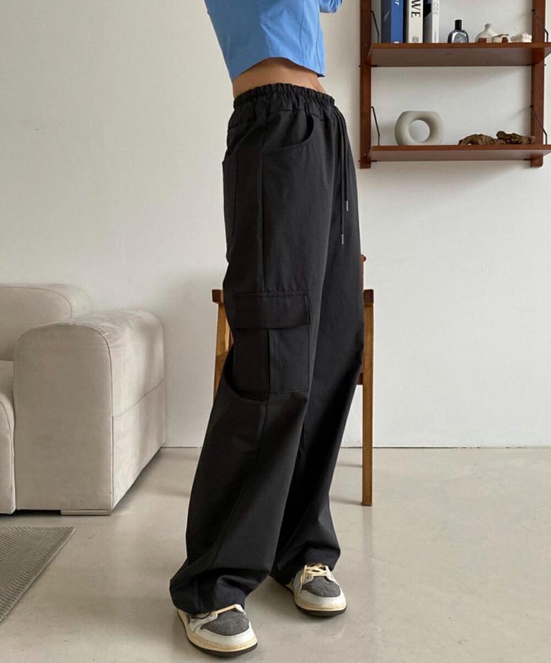 2WAYワイドカーゴパンツ・p001634 レディース 【pt】パンツ ロング丈 単色 無地 シンプル ベーシック ズボン 長ズボン 2WAY ワイド カーゴ ストレート ジョガーパンツ 春 夏 秋 冬 カジュアル ラフ 韓国ファッション MKT