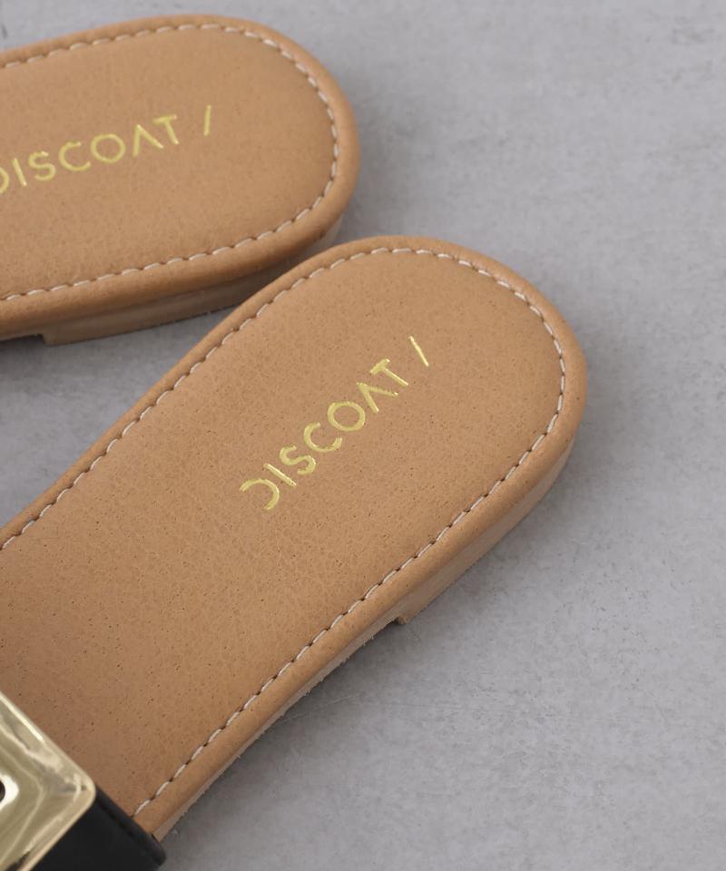 スクエアバックルフラットサンダル