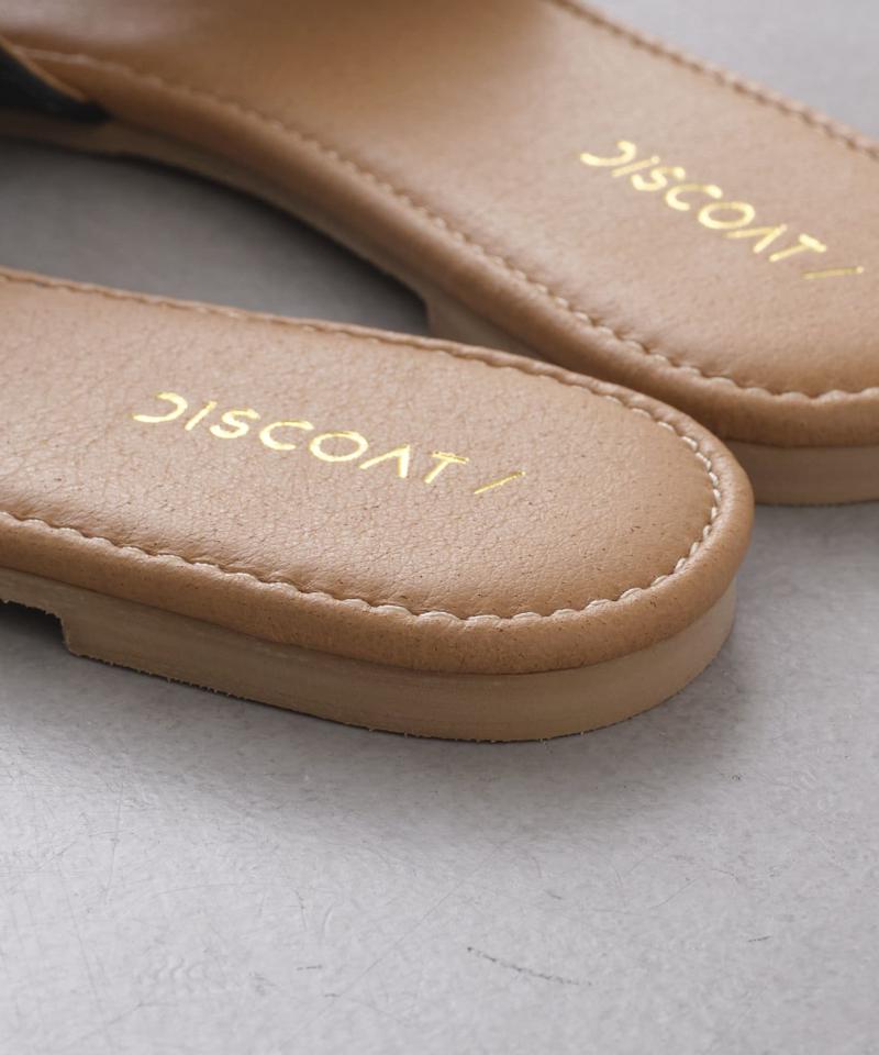 スクエアバックルフラットサンダル