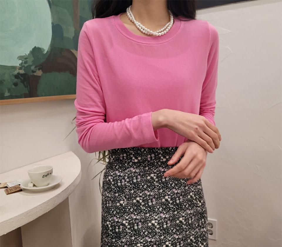 ラウンドネック長袖Tシャツ・p001660 レディース 【tops】トップス Tシャツ 長袖 単色 無地 シンプル ベーシック ラウンドネック 秋 冬 カジュアル ラフ かわいい 可愛い 韓国ファッション MKT