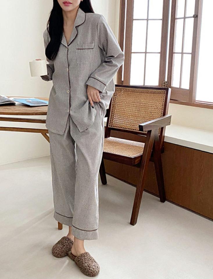 配色ストライプコットンパジャマSET・p001734 レディース 【uw】パジャマ 部屋着 ルームウェア 寝巻 セット セットアップ コットン 長袖 トップス シャツ 配色 ストライプ 柄 模様 パンツ ロング丈 秋 冬 楽ちん 韓国ファッション MKT