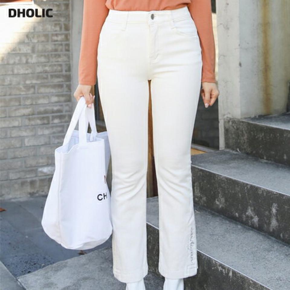 【スーパーセール特価】刺繍レタリングスリットフレアパンツ・p001610 レディース 【pt】パンツ ロング丈 単色 無地 シンプル ベーシック 刺繍 レタリング スリット フレア ユニーク スリム 細身 タイト 大人 春 夏 秋 冬 かわいい 可愛い 韓国ファッション MKT