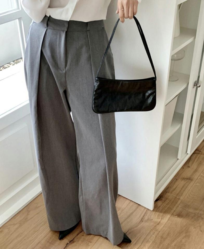 ディープタックワイドスラックス・p001631 レディース 【pt】パンツ ロング丈 単色 無地 シンプル ベーシック ワイド フルレングス タック ユニーク 秋 冬 カジュアル 大人 かわいい 可愛い 韓国ファッション MKT