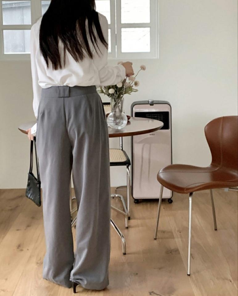 ディープタックワイドスラックス・p001631 レディース 【pt】パンツ ロング丈 単色 無地 シンプル ベーシック ワイド フルレングス タック ユニーク 秋 冬 カジュアル 大人 かわいい 可愛い 韓国ファッション MKT