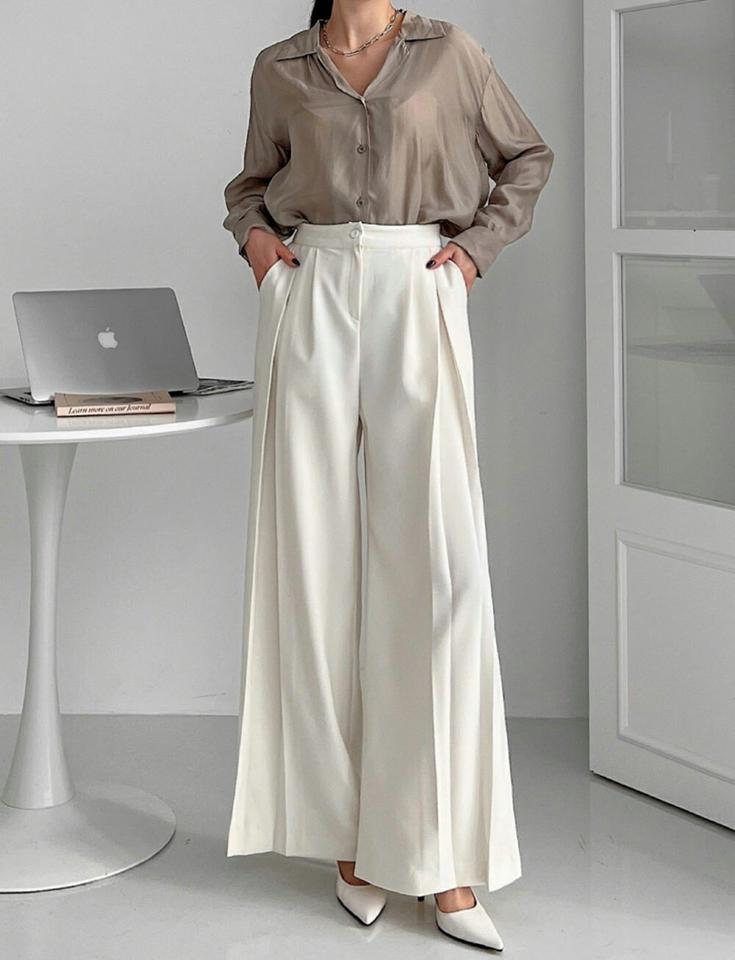 ツータックくるみボタンスラックス・p001732 レディース 【pt】パンツ ロング丈 単色 無地 シンプル ベーシック スラックス くるみボタン ぼたん スリット タック ワイド パステル 大人 フェミニン 春 夏 秋 冬 韓国ファッション MKT