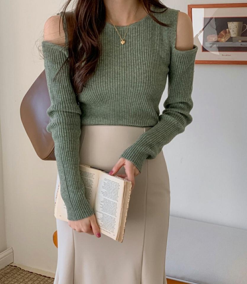 【マラソン特価】カシミヤ混オープンショルダーリブニット・p001530 レディース 【tops】トップス 長袖 ニット 単色 無地 シンプル ベーシック リブ オープンショルダー 肩出し カシミヤ混 秋 冬 かわいい 可愛い セクシー 韓国ファッション MKT