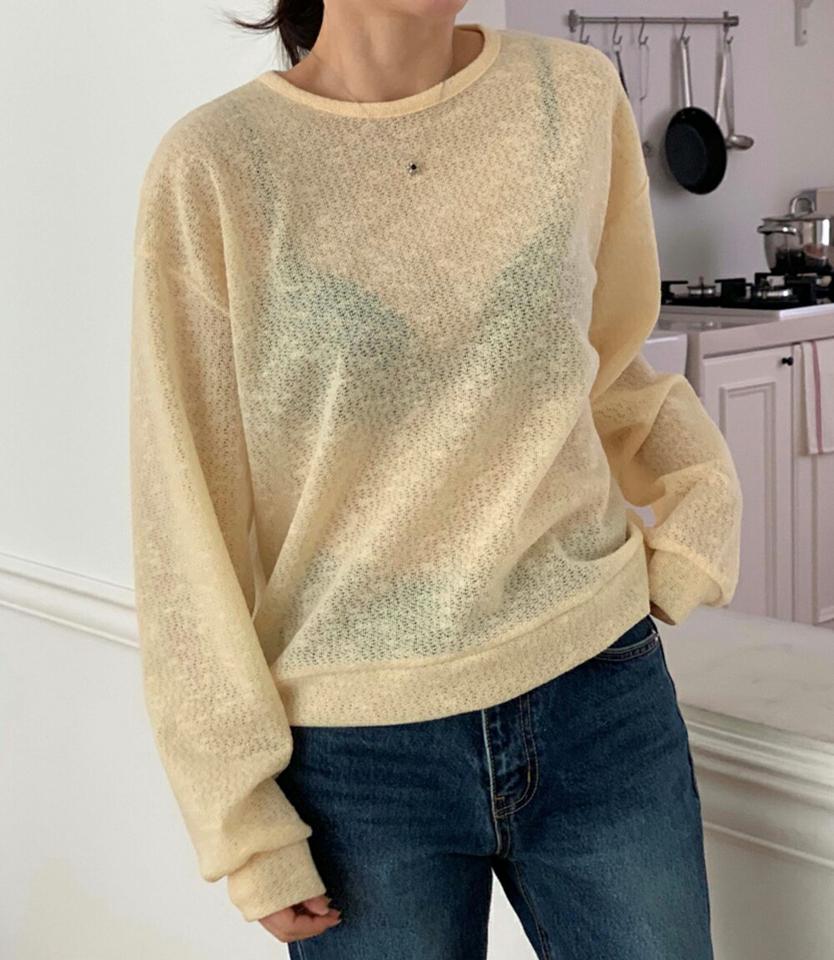 バックカットアウトシアーTシャツ・p001682 レディース 【tops】トップス Tシャツ 長袖 柄 模様 透け感 シアー シースルー バックシャン 背中見せ 肌見せ 秋 冬 カジュアル ラフ かわいい 可愛い 韓国ファッション MKT