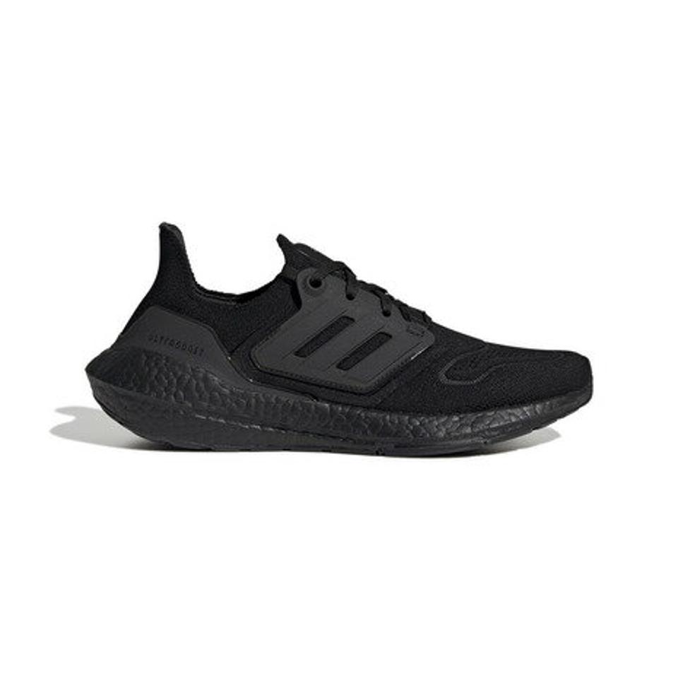 アディダス（adidas）（レディース）ランニングシューズ ジョギングシューズ ウルトラブースト 22 黒 ブラック GX5587 スニーカー 快適 トレーニング 部活