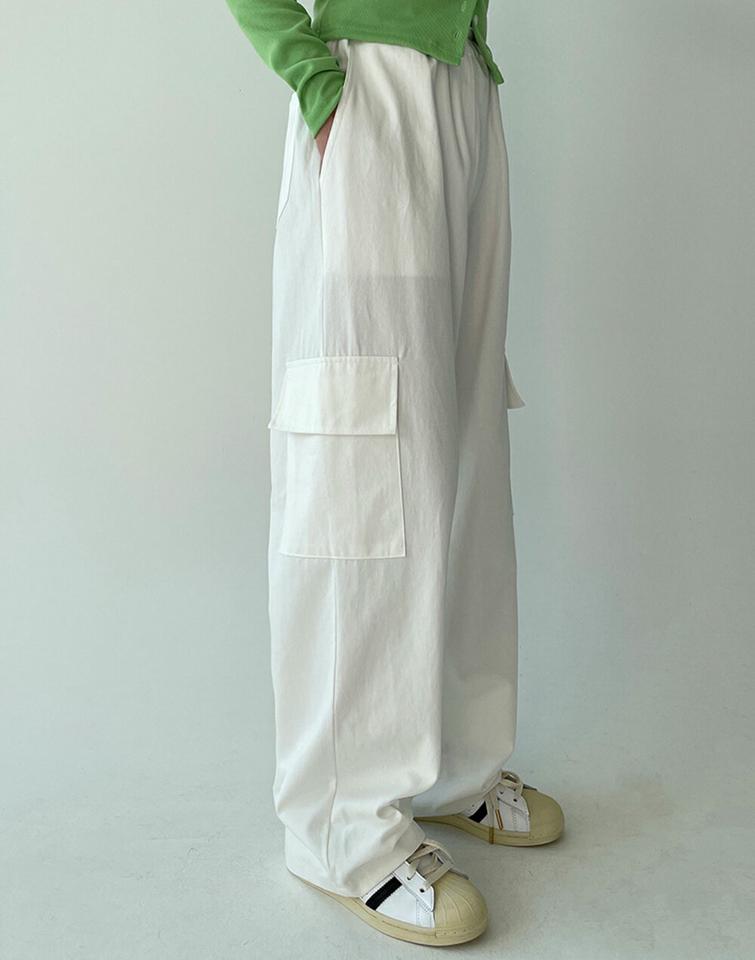 ウエストストリングカーゴパンツ・p002008 レディース 【pt】パンツ ロング丈 単色 無地 シンプル ベーシック カーゴ ワイド ストリング ウエストゴム ワイド 秋 冬 カジュアル ラフ ゆったり 楽ちん 韓国ファッション MKT