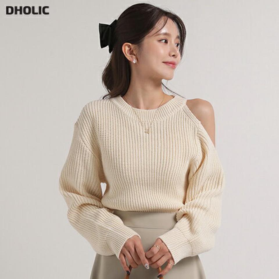 アシメオープンショルダーニット・t00612 レディース 【tops】トップス ニット ラウンドネック 長袖 オープンショルダー ルーズ アシメ クロップド丈 シンプル 大人 フェミニン カジュアル かわいい 可愛い 秋 冬 春 韓国ファッション