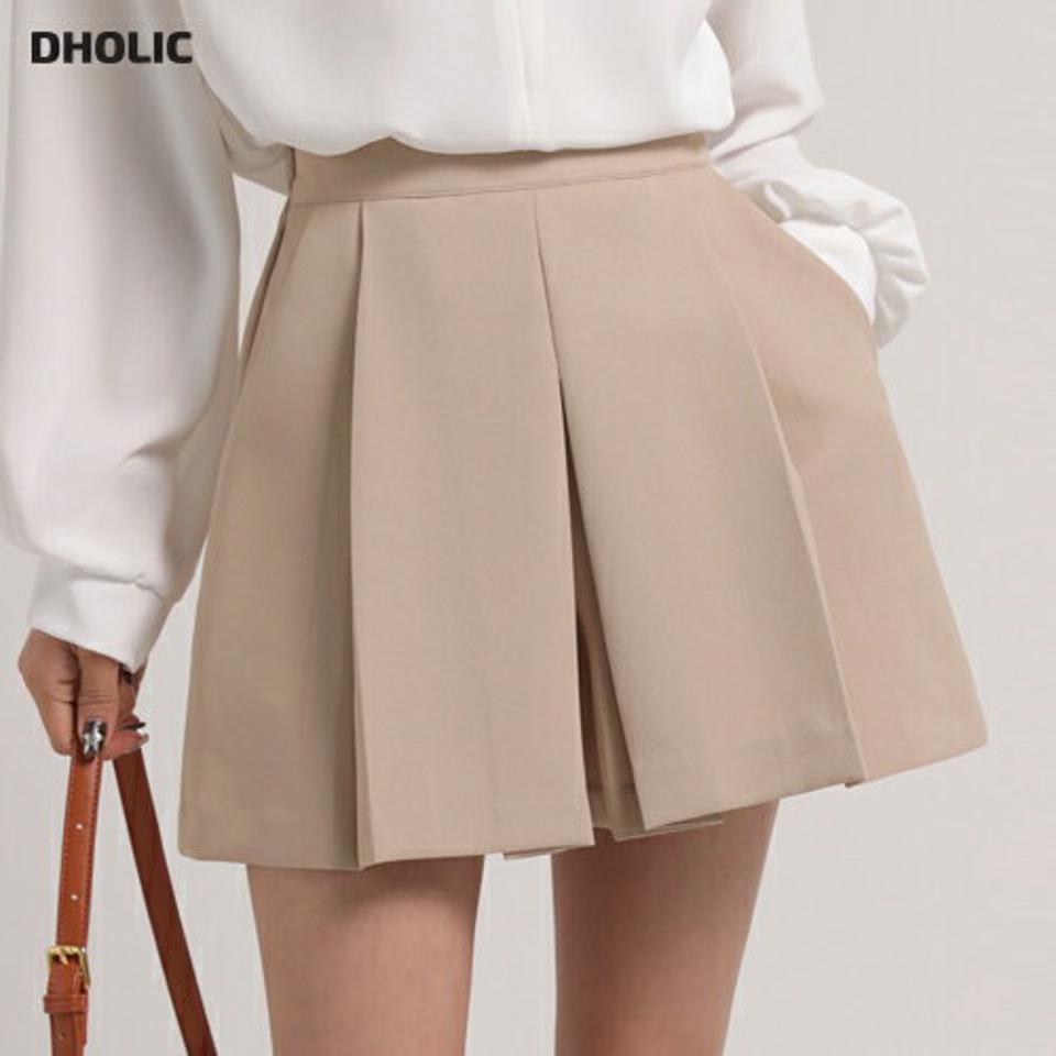 タックショートパンツ・t00628 レディース 【pt】ボトムス ショート ショートパンツ ワンタック ハイウエスト ウエスト後ろゴム ショート丈 無地 単色 シンプル フェミニン カジュアル 可愛い かわいい 秋 冬 春 韓国ファッション