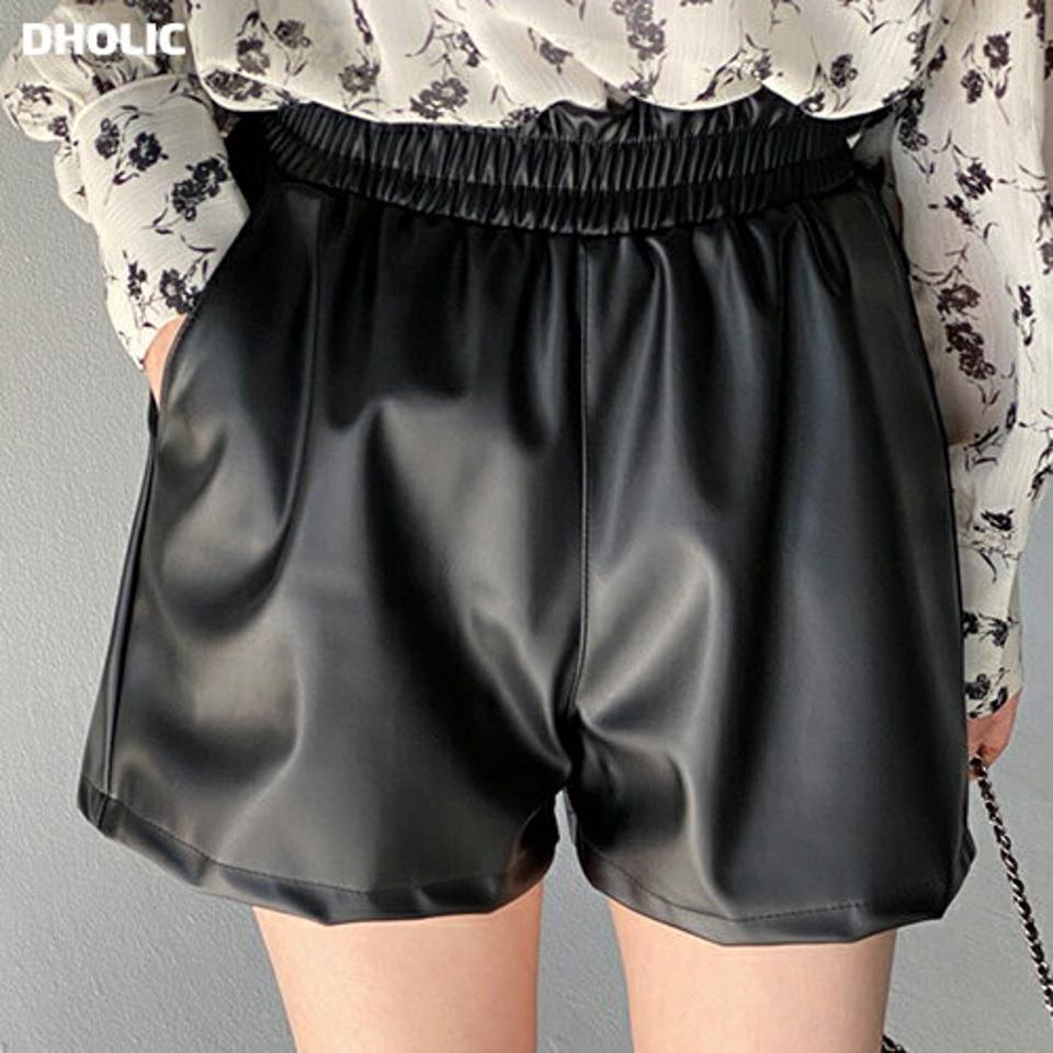 裏起毛レザー調ショートパンツ・t00133 レディース 【pt】ボトムス ショート ショートパンツ ジョガーパンツ レザー調 ウエストゴム ハイウエスト 裏起毛 ショート丈 無地 単色 シンプル フェミニン カジュアル 秋 冬 春 韓国ファッション